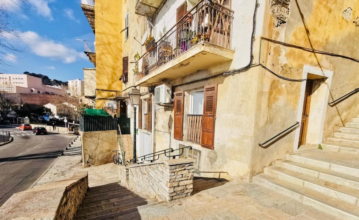 Appartement Centre Ville Bastia บาสเตีย ภายนอก รูปภาพ