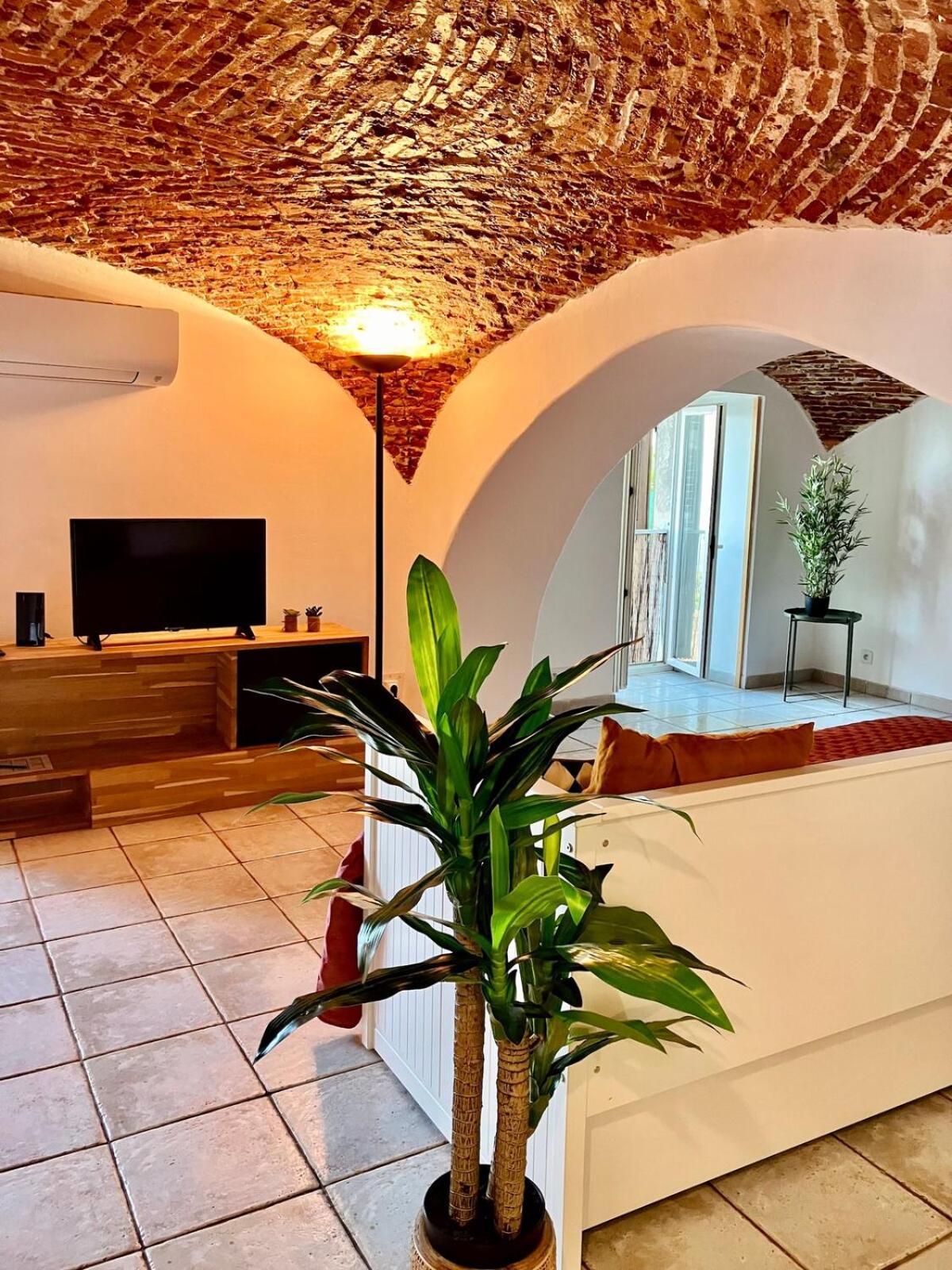 Appartement Centre Ville Bastia บาสเตีย ภายนอก รูปภาพ